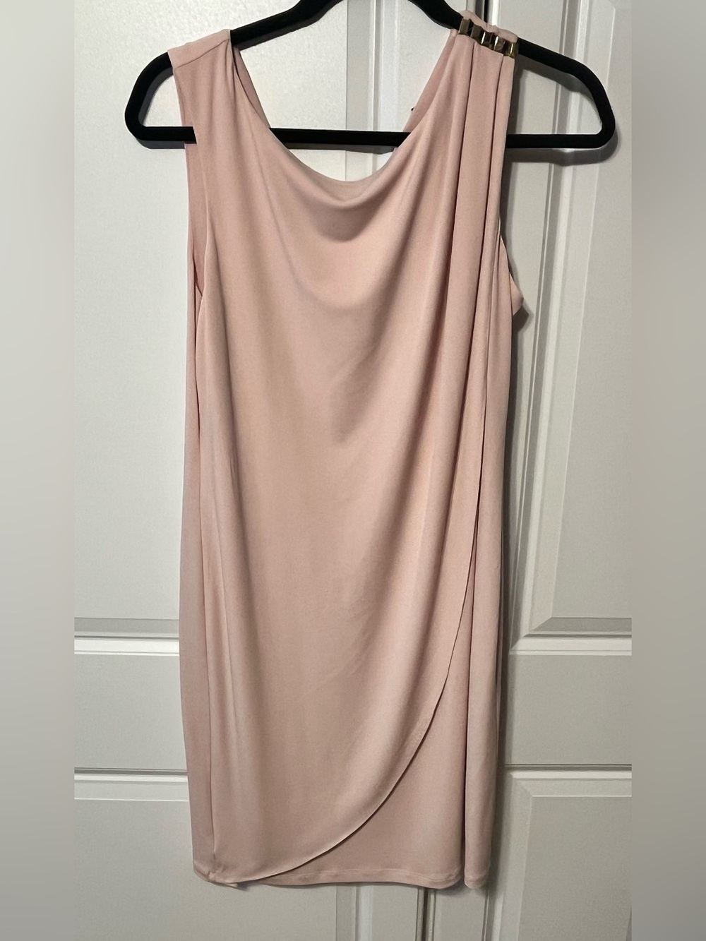 Jessica Simpson sleeveless Dress soft
 Draped  neck line in Blush Pink-size 8